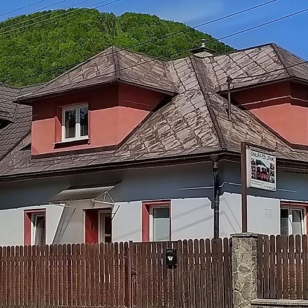Chalupa Pod Lipami Terchová Buitenkant foto