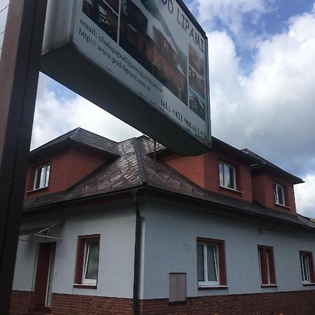 Chalupa Pod Lipami Terchová Buitenkant foto